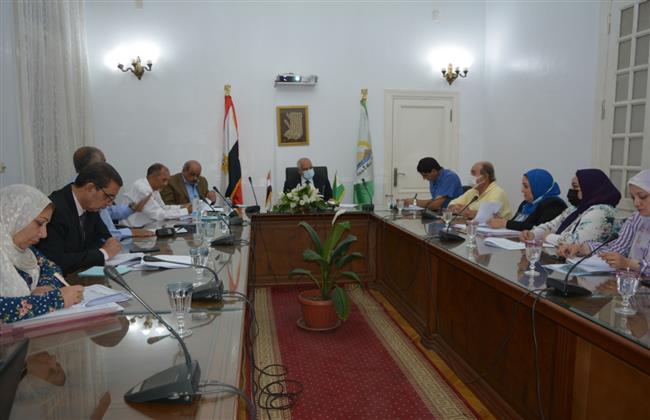 محافظ الجيزة يعقد لقاءآ جماهريآ لبحث مطالب المواطنين وحل شكواهم
