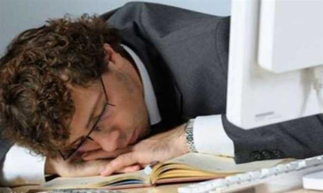 الإهمال فى العمل.. الإفتاء تحذر: خيانة ومكر وخداع