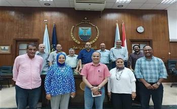 مركز تعليمي للتدريب وتصنيع منتجات الطماطم بزراعة الإسكندرية 
