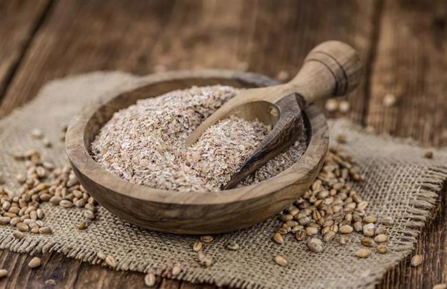 دراسة علمية: نخالة القمح تعالج القولون العصبي والإمساك 