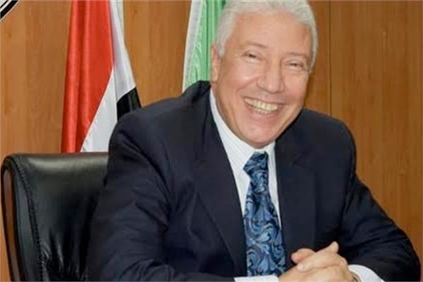 رئيس قضايا الدولة يهنئ السيسي بمناسبة العام الهجري الجديد