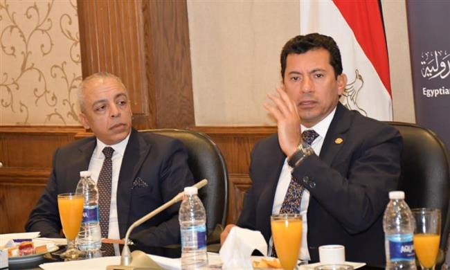 وزير الرياضة يشهد الاجتماع الأول للأمانة الفنية للمجالس الشبابية الثنائية الدولية 