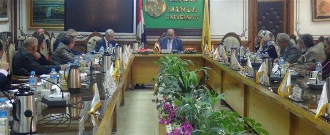 جامعة المنيا: بدء رفع المقررات الدراسية على منصة "ثينكي" أول أغسطس