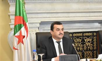   وزير الطاقة الجزائري: فرص استثمارية كبيرة في مجال التنقيب عن المحروقات واستغلالها