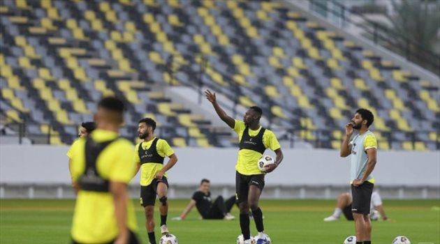الاتحاد يواصل تدريباته استعدادا للطلائع في غياب المدير الفني 