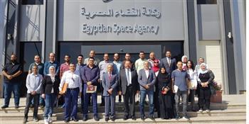 وكالة الفضاء المصرية تستضيف فريق من أعضاء هيئة التدريس والهيئة المعاونة بجامعة جنوب الوادى