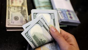استقرار أسعار صرف الدولار مقابل الجنيه المصري بداية تعاملاته اليوم 