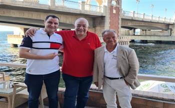 رئيس الاتحاد الدولي لكمال الأجسام يزور الأماكن الأثرية بالإسكندرية 