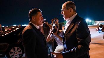 لافروف يجتمع برئيس أوزبكستان في طشقند لبحث قضايا الأمن الإقليمي