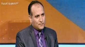 خبير بيئي يكشف سبب زيادة أسعار البنزين.. فيديو 
