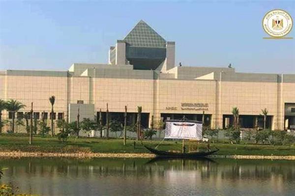 وزيرا الطاقة بالاتحادين الأوروبي والإفريقي يزوران المتحف القومي للحضارة المصرية