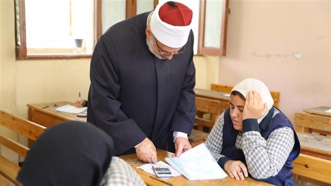 اليوم.. امتحان التوحيد والإنشاء لطلاب القسم الأدبي في الثانوية الأزهرية