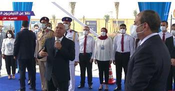 السيسى يستمع إلى شرح مفصل عن محطة عدلى منصور