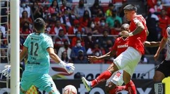 هدف قاتل يمنح تولوكا صدارة الدوري المكسيكي مؤقتا