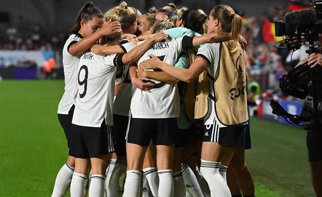 دعم هائل لسيدات ألمانيا قبل نهائي اليورو