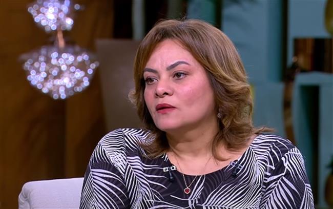 «القاهرة السينمائي» يكرم المخرجة كاملة أبو ذكري بجائزة فاتن حمامة للتميز