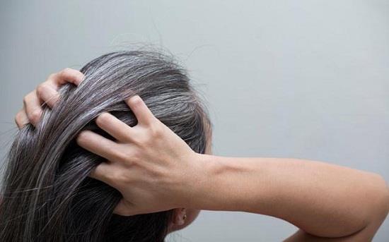 وصفة طبيعية للتخلص من الشعر الأبيض..تعرفى عليها