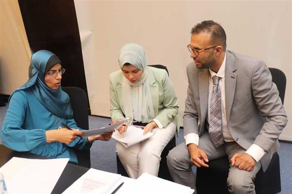 «الرعاية الصحية» تختتم البرنامج التدريبي لبناء الصف الثاني من القيادات الإدارية للهيئة بمحافظات التأمين الصحي