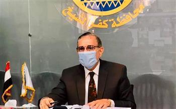 محافظ كفر الشيخ يشهد تسليم 5 عقود تقنين أراضي أملاك الدولة