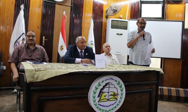 محافظ بني سويف يراجع استعدادات التعليم لعقد امتحانات الدور الثاني للشهادة الإعدادية العامة والمهنية  