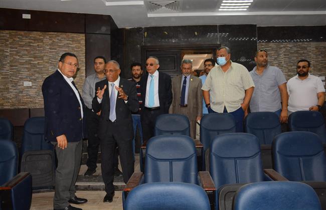 رئيس جامعة الإسكندرية يتفقد منشآت المبنى التعليمي