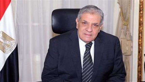محلب لإنجي أنور «أي شاب  عنده ١٨ سنه أصبح يري مصر ستصل لفين  بعد ٥ و١٠ سنوات»