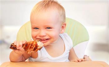   ضوابط تناول الأطفال اللحوم في عيد الأضحى