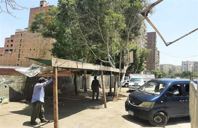 محافظة الجيزة: إزالة شادر مخالف لبيع المواشي بقطاع هضبة الأهرام