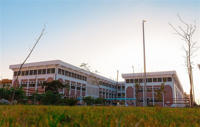 لجنة قطاع العلوم البيطرية بـ"الأعلى للجامعات" تتفقد معامل كلية الطب البيطري بجامعة العريش