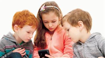   دراسة: تكشف تأثير الأجهزة الذكية على الصحة النفسية للأطفال