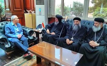 محافظ الأقصر يستقبل وفدا كنسيا رفيع المستوى من قساوسة إسنا وأرمنت لتقديم التهنئة بعيد الأضحى