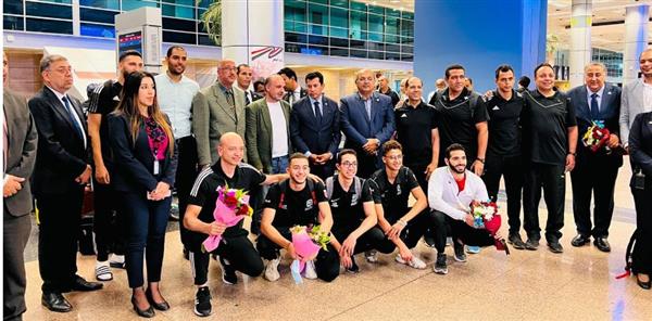 وزير الرياضة يستقبل الفوج الأخير من البعثة المصرية المشاركة بدورة ألعاب البحر المتوسط