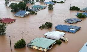   فيضانات عنيفة تضرب أستراليا وتدفع الآلاف إلى النزوح
