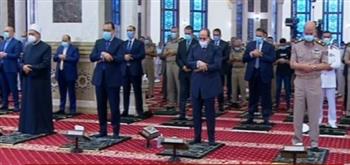   الرئيس السيسي يؤدي صلاة عيد الأضحى بمسجد المشير طنطاوي