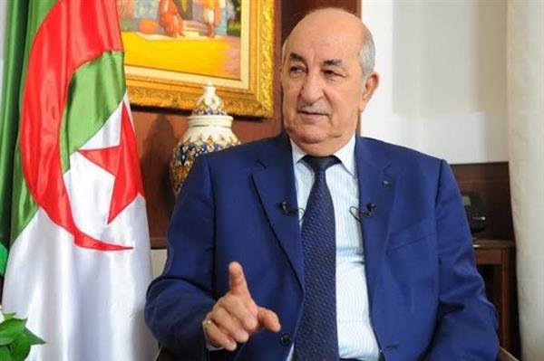 الرئيس الجزائري يدعو قادة مالي إلى الرجوع إلى الشرعية في أقرب وقت من خلال تنظيم انتخابات