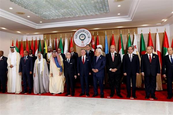 الرئيس الجزائرى: القمة العربية المقبلة ستكون ناجحة لأنها تهدف إلى لم الشمل العربي