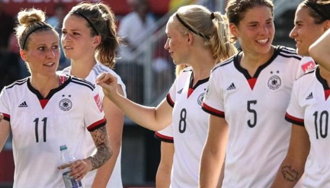 استقبال حافل لسيدات ألمانيا رغم خسارة نهائي اليورو