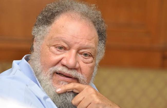 يحيى الفخراني: الدراما مهمة لتوعية الجمهور ثقافيا ووجدانيا والنهوض بالمجتمع في ظل انتشار الأمية