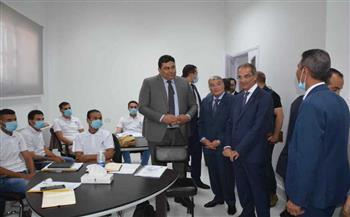 وزير الاتصالات ومحافظ المنيا يفتتحان مكتب بريد الشباب والمستقبل بالمنيا الجديدة