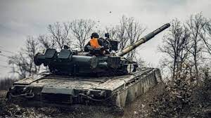 واشنطن بوست: أوكرانيا تتوعد روسيا بمزيد من الهجمات بعد تفجير قاعدة جوية فى القرم