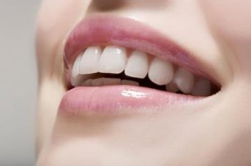 نصائح للحفاظ على الأسنان خلال فصل الصيف 