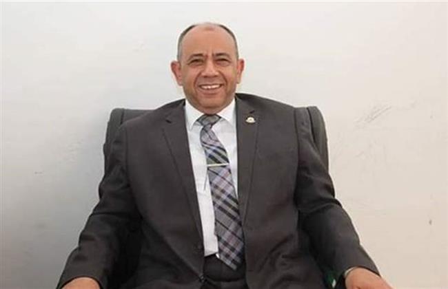 "عميد زراعة عين شمس": الدولة تعمل بخطوات متسارعة في طريق الزراعة الذكية