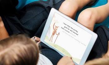 تطبيق جديد لتشجيع الطفل على القراءة والكتابة