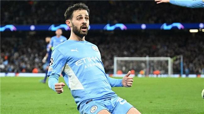 برناردو سيلفا: أخبرت إدارة مانشستر سيتي برغبتي