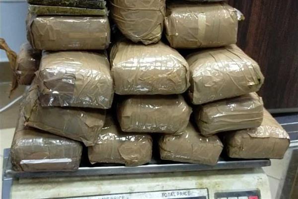 ضبط 3 عناصر إجرامية بحوزتهم 350 طربة حشيش و3 كجم هيروين قبل ترويجهم بالإسماعيلية