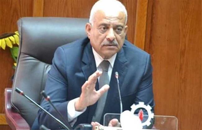 محافظ السويس يخفض درجات القبول بالثانوي العام