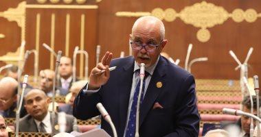 عضو الشيوخ: مصر توقف تصدير الرمال البيضاء استعدادا لتصنيع الرقائق الإلكترونية.. فيديو
