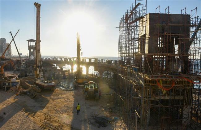 الانتهاء من إنجاز 80٪ من مشروع إنشاء نفق وكباري شارع 45 بطريق الكورنيش 