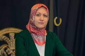 مصممة الأزياء الروسية «المصري معروف برومانسية وبلا عيوب»