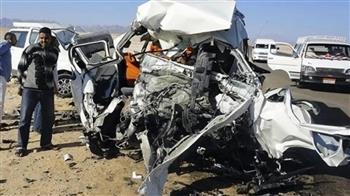   مصرع ٨ وإصابة ٤ آخرين إثر تصادم سيارتين على طريق «مصر- أسوان» الزراعي